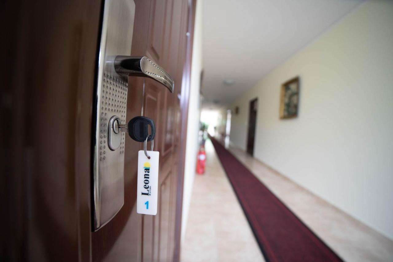 Prenociste Leona Aparthotel Veliko Gradiste Luaran gambar